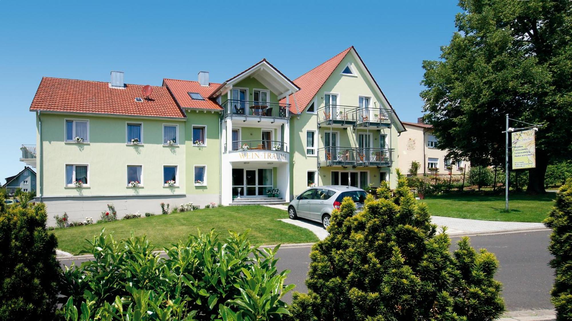 Wein-Traeume Hotel Thuengersheim Bagian luar foto