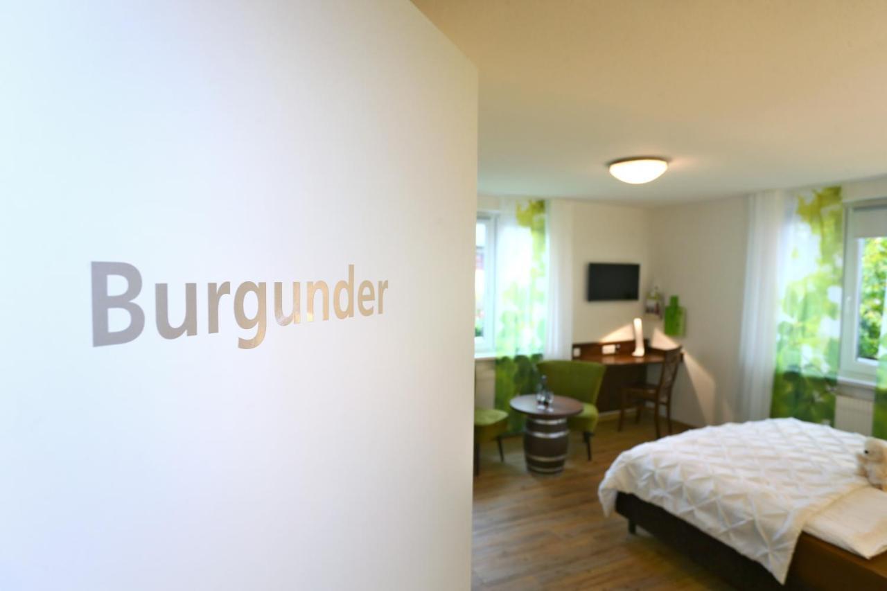 Wein-Traeume Hotel Thuengersheim Bagian luar foto